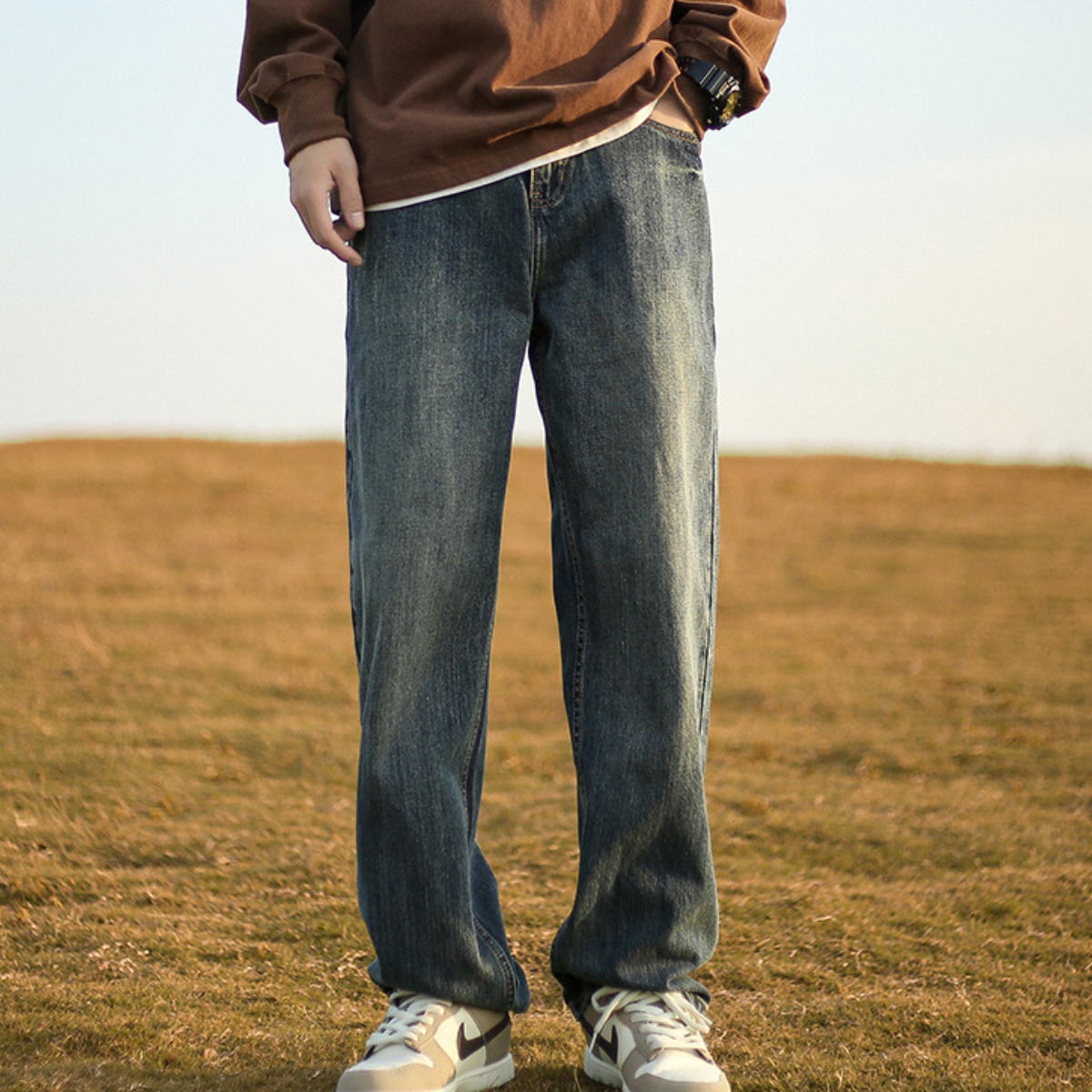 Dusty Frame Loose Denim Pants