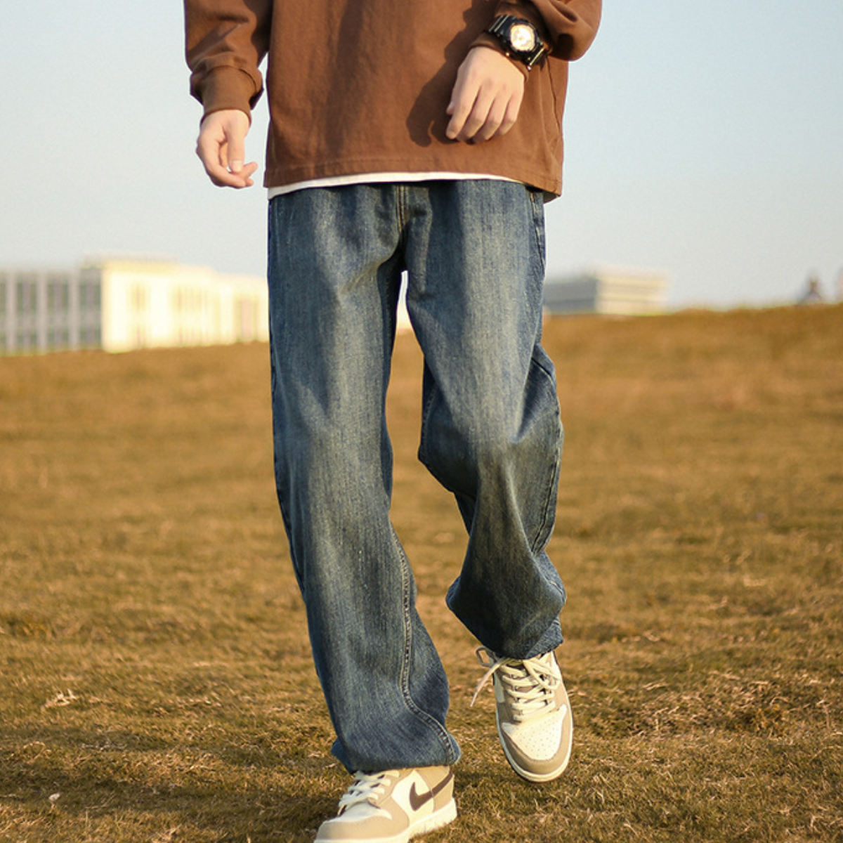 Dusty Frame Loose Denim Pants
