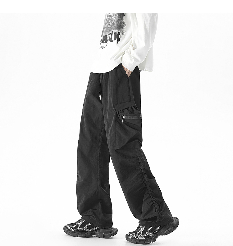 Loose Fit Tech Fabric Cargo Pants