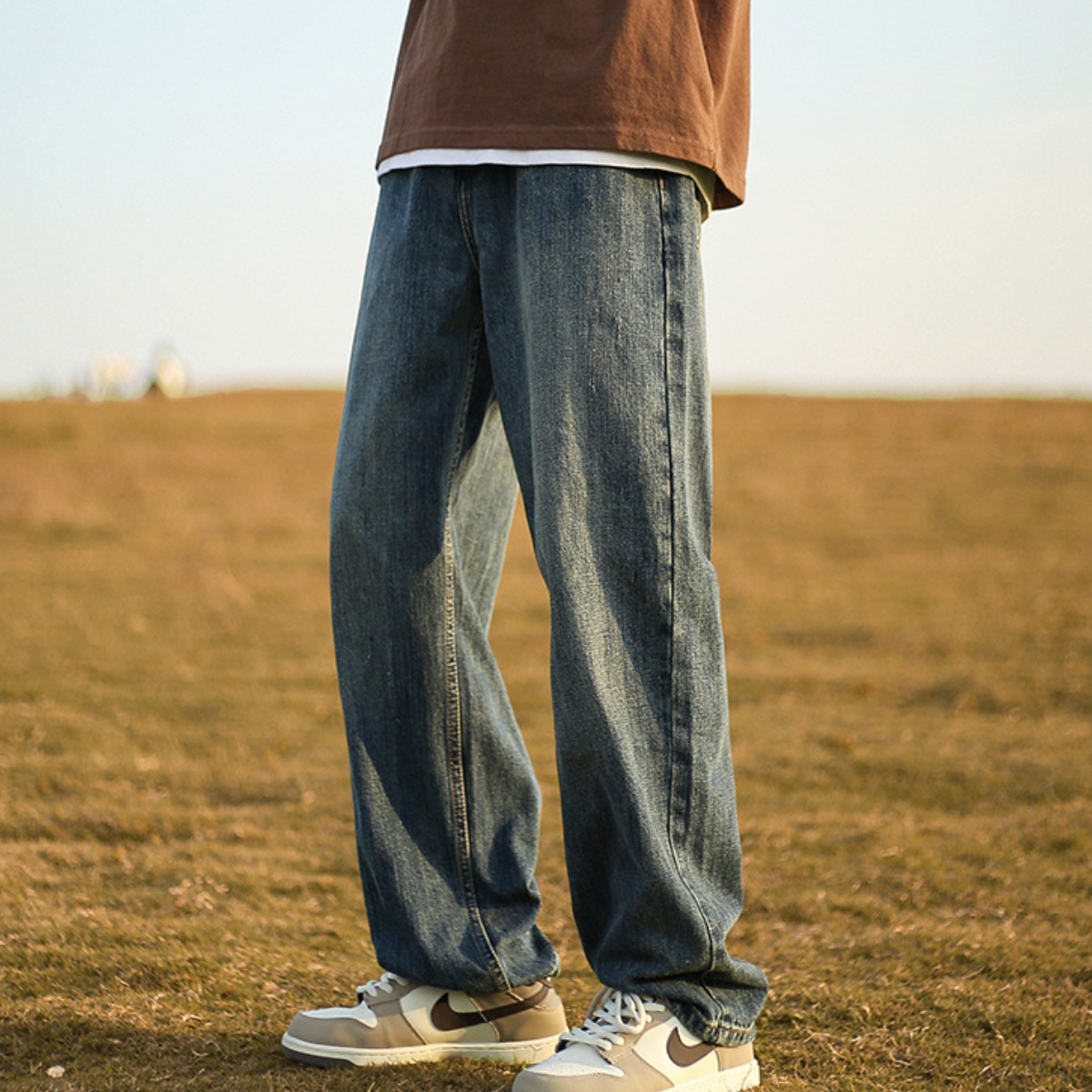 Dusty Frame Loose Denim Pants