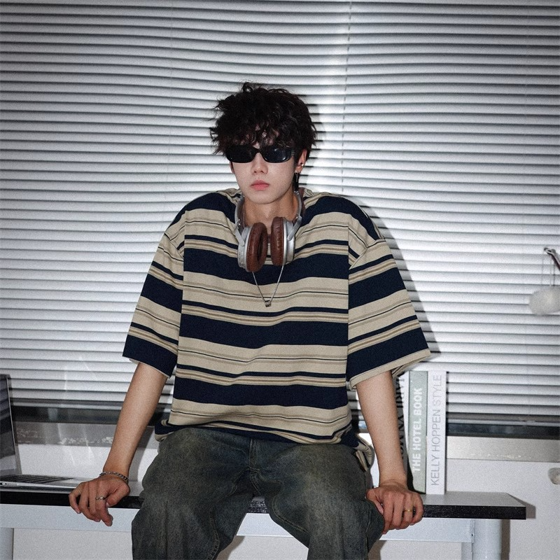 Retro Border Oversized Tee