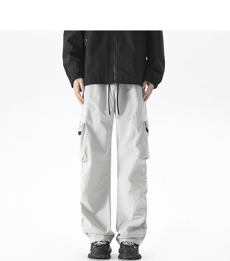 Loose Fit Tech Fabric Cargo Pants