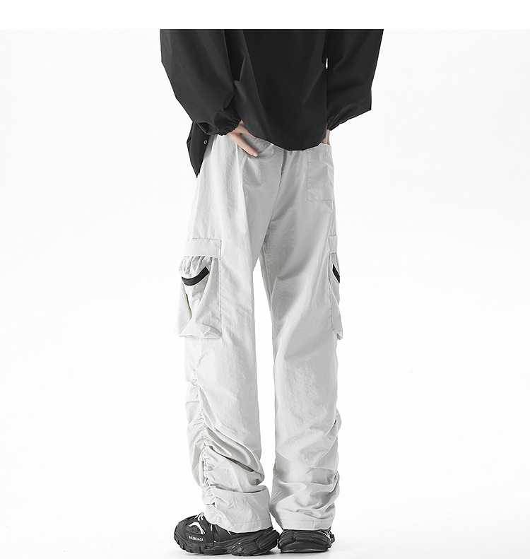 Loose Fit Tech Fabric Cargo Pants